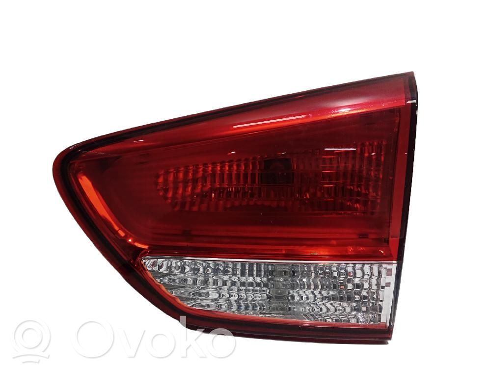 KIA Carens III Luces portón trasero/de freno