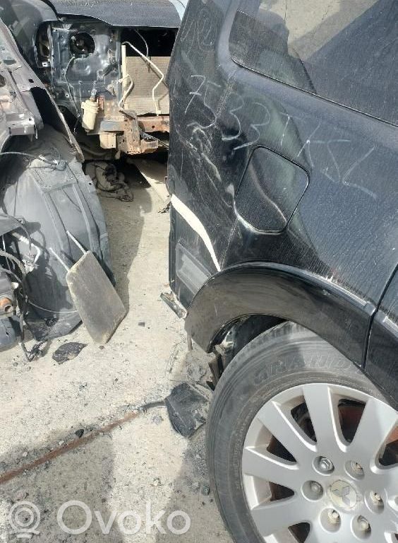 Mitsubishi Montero Apărătoare aripă spate 