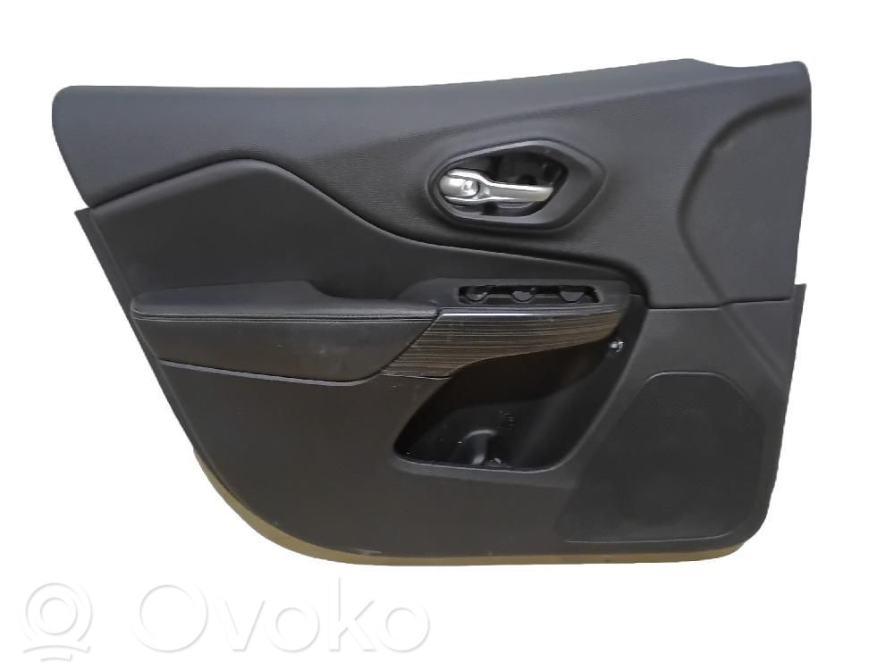 Jeep Cherokee KL Front door card panel trim 