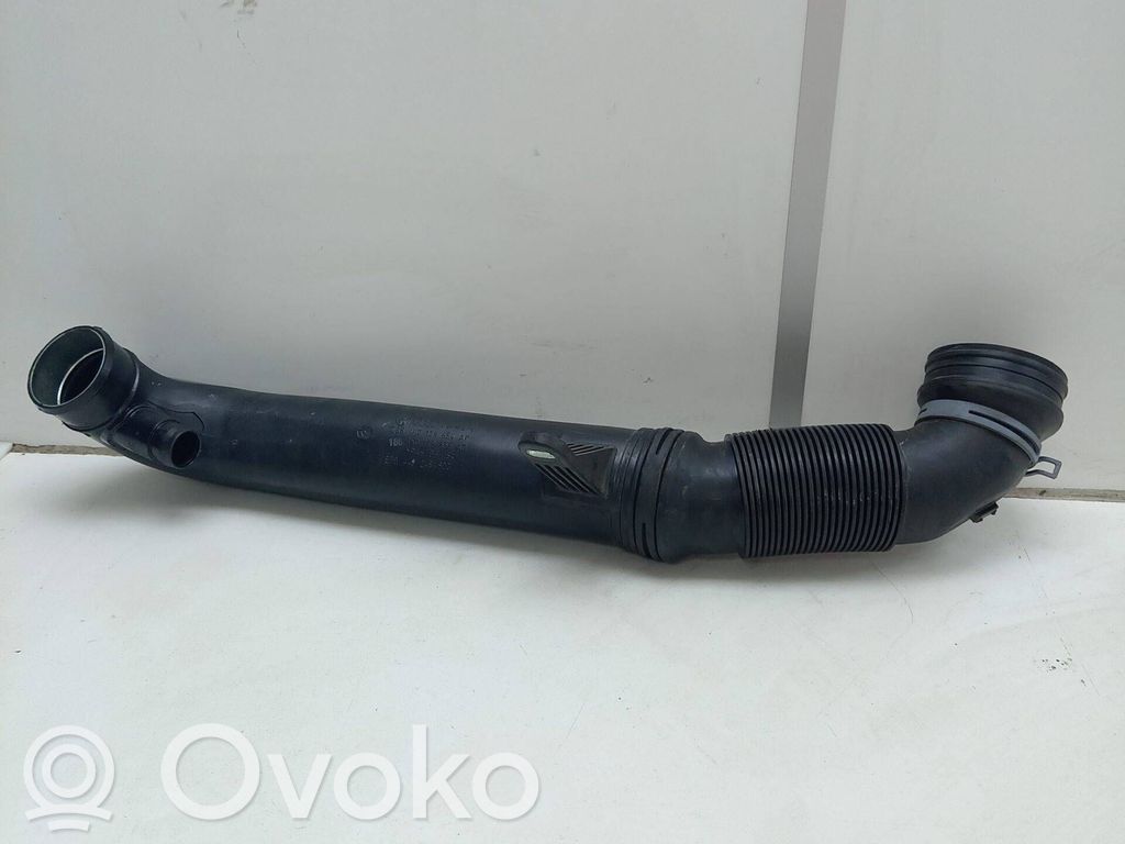 Audi Q3 8U Filtru aer 