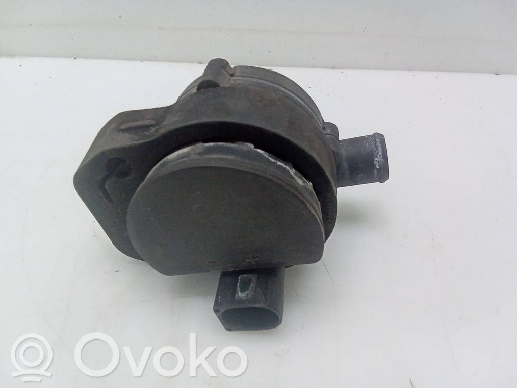 Mercedes-Benz ML W166 Pompa wody