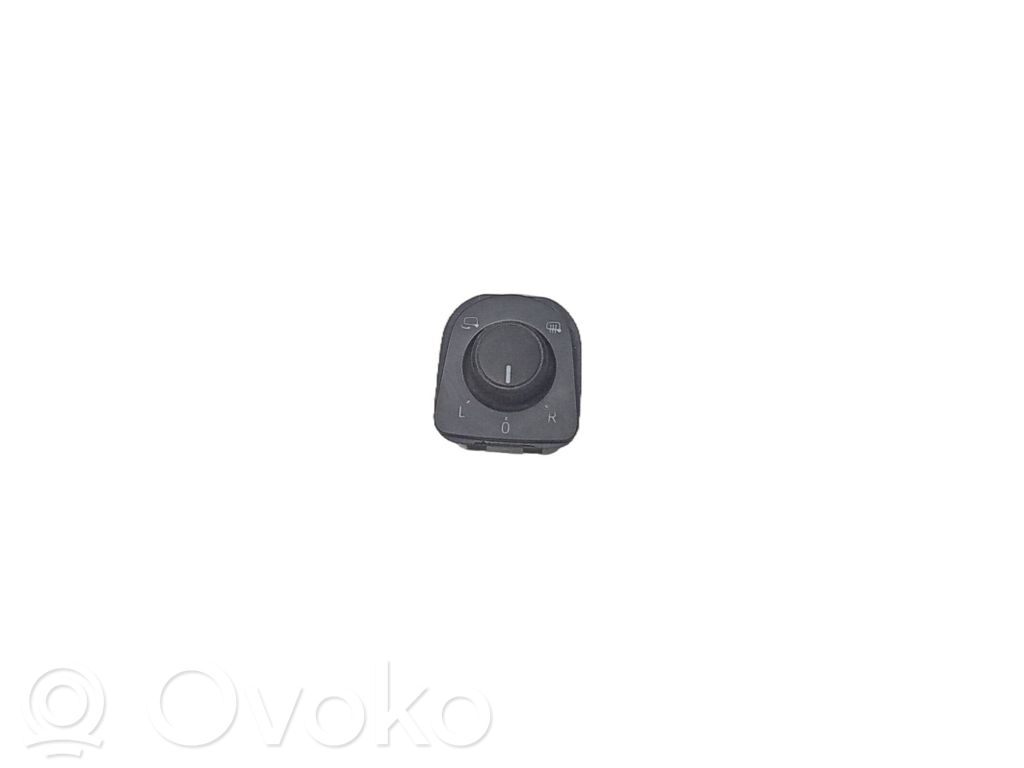 Seat Leon (5F) Muut kytkimet/nupit/vaihtimet 