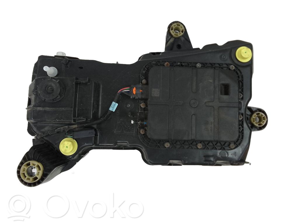 Opel Combo E Zbiornik płynu AdBlue 