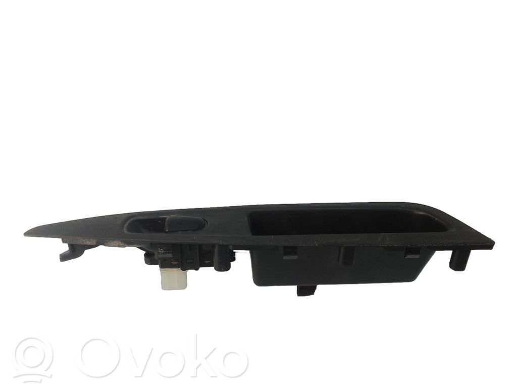 Nissan Qashqai Inne przełączniki i przyciski