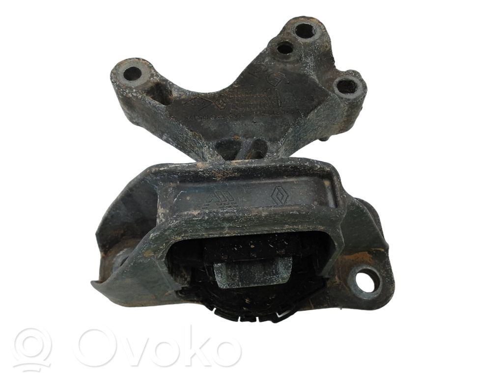 Nissan Qashqai Etulokasuojan suojien kiinnike 