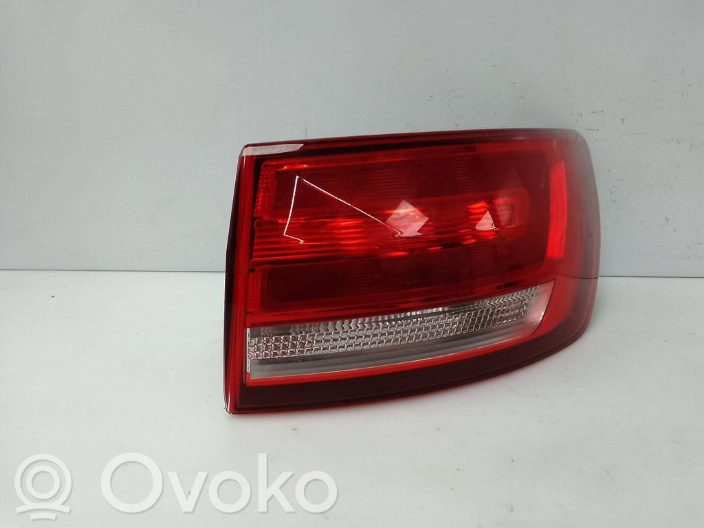 Audi A4 S4 B9 Lampă spate în caroserie 