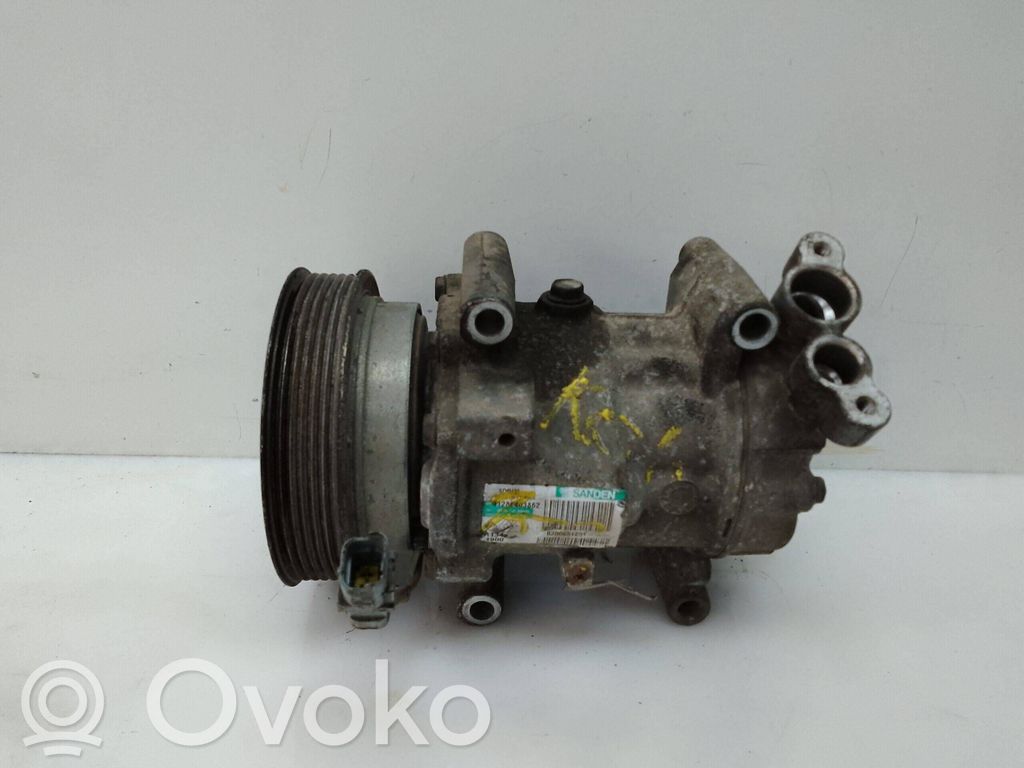 Renault Clio III Kompresor / Sprężarka klimatyzacji A/C