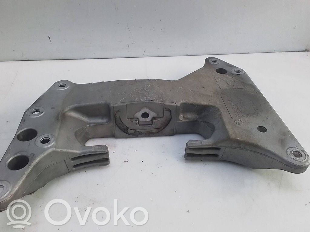BMW 3 G20 G21 Vaihdelaatikon kiinnitys