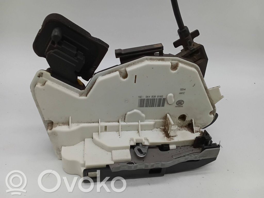 Volkswagen Golf VII Verkleidung Abdeckung Heckklappe Kofferraumdeckel Satz Set 