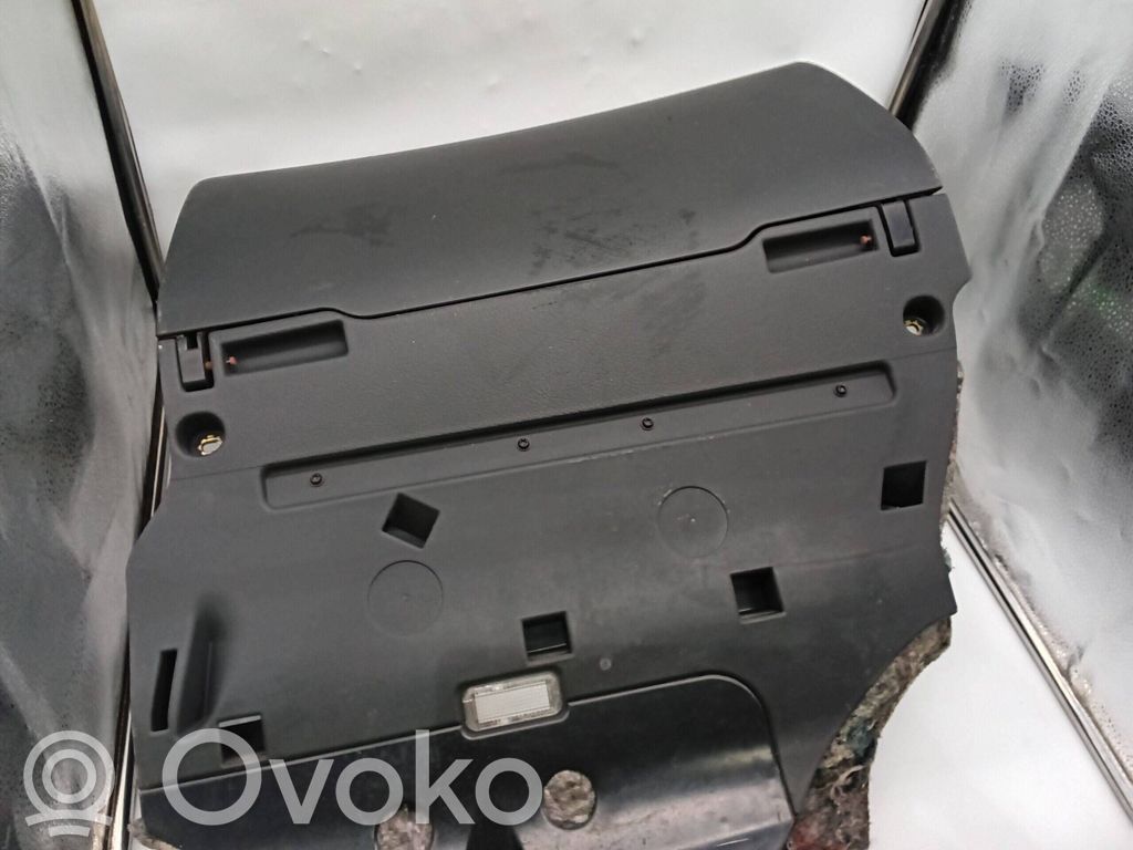 Audi A6 Allroad C6 Hansikaslokero 