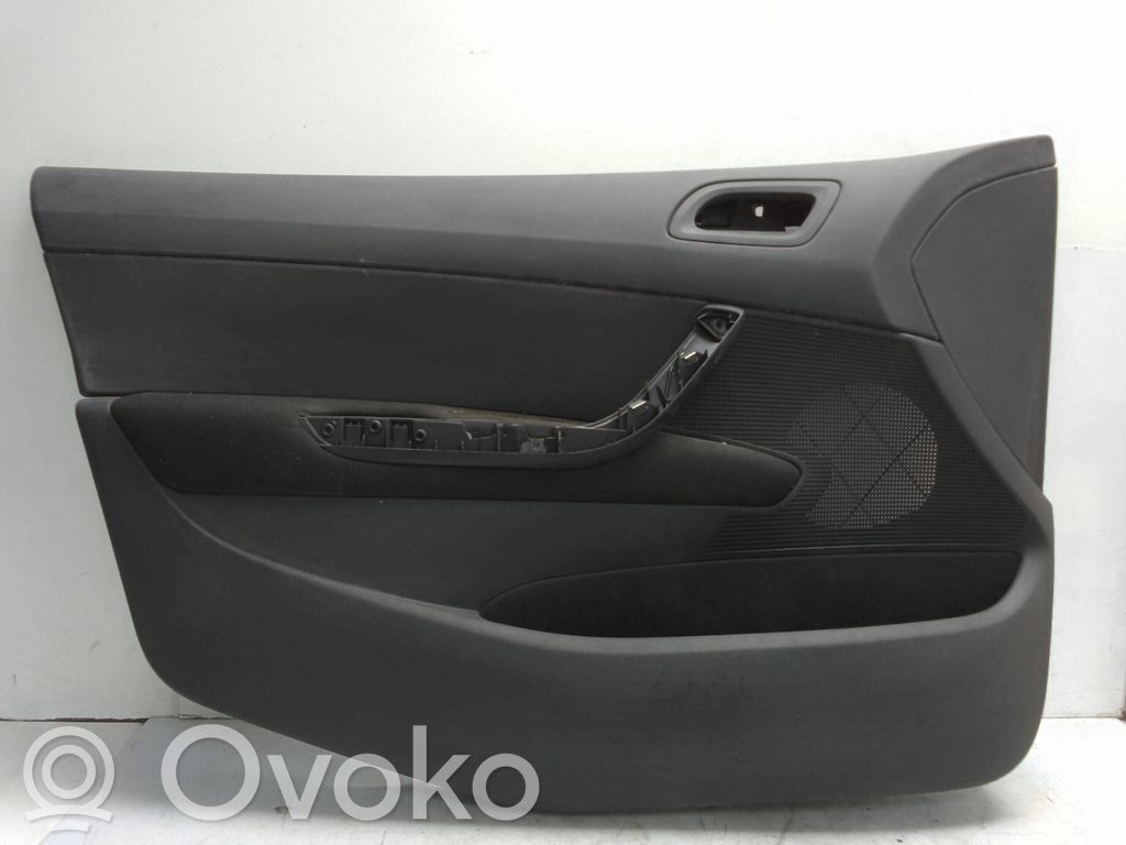 Peugeot 308 Revestimiento de puerta delantera