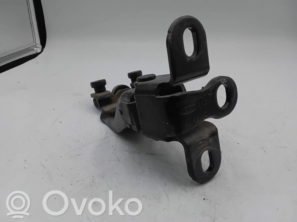 Ford Transit Courier Takaluukun alaosan verhoilusarja 