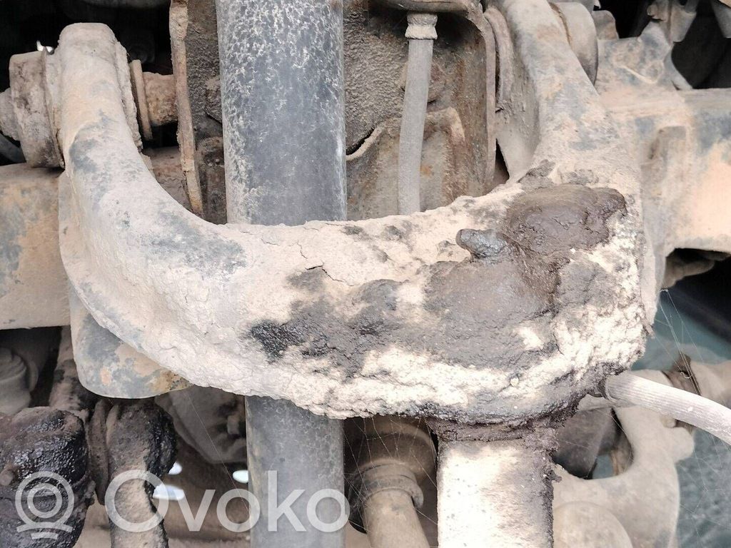 Mitsubishi Pajero Wahacz przedni