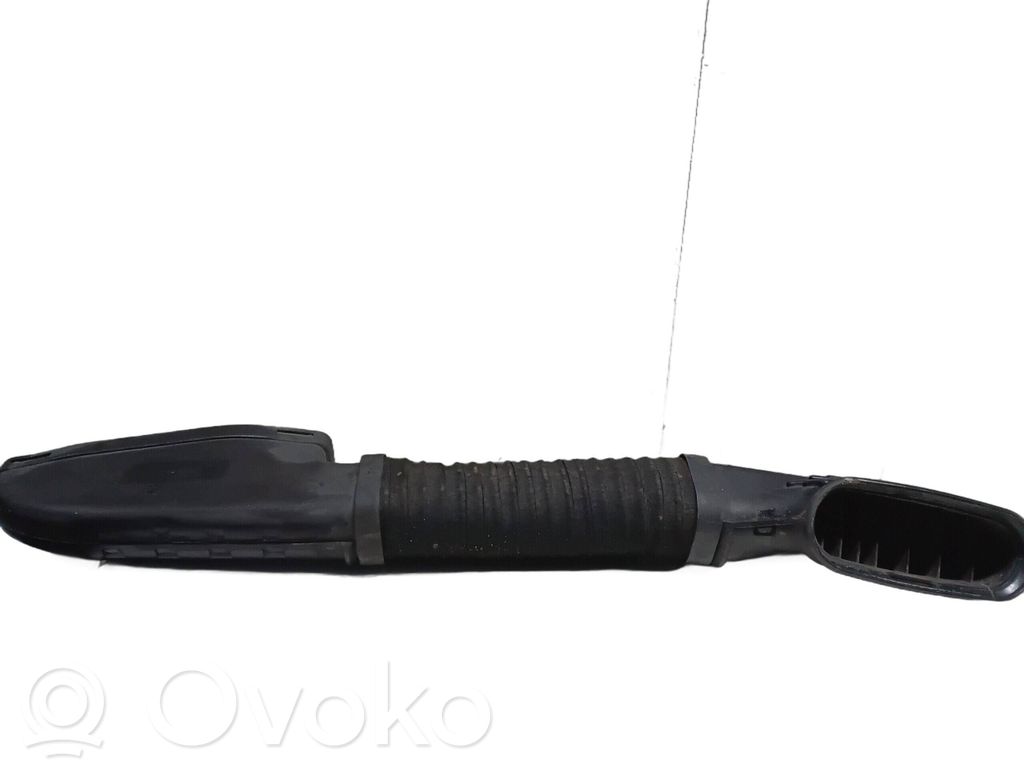 Infiniti Q30 Tubo di aspirazione dell’aria
