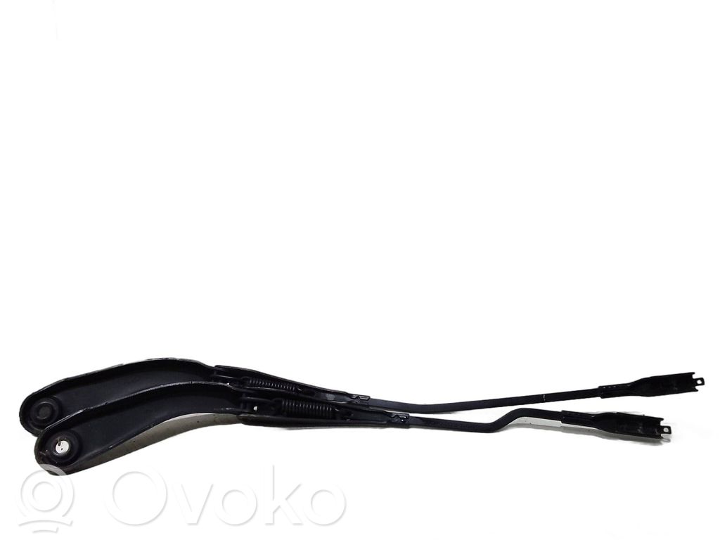 BMW 2 F22 F23 Wischerarm vorne 