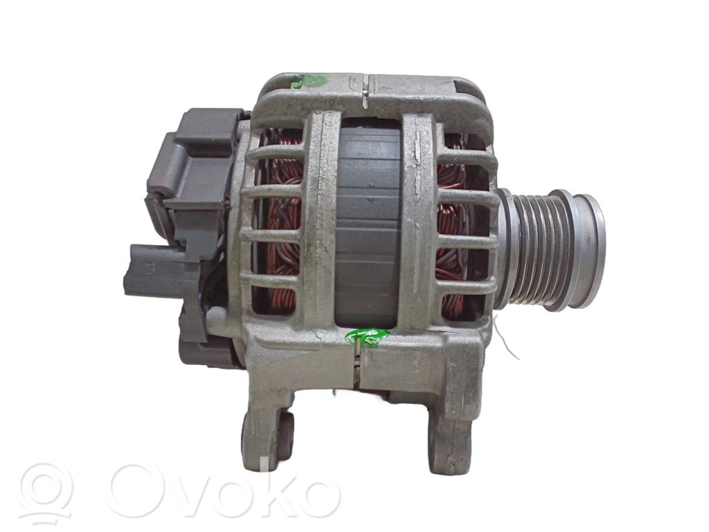 Volkswagen Golf VIII Generatore/alternatore
