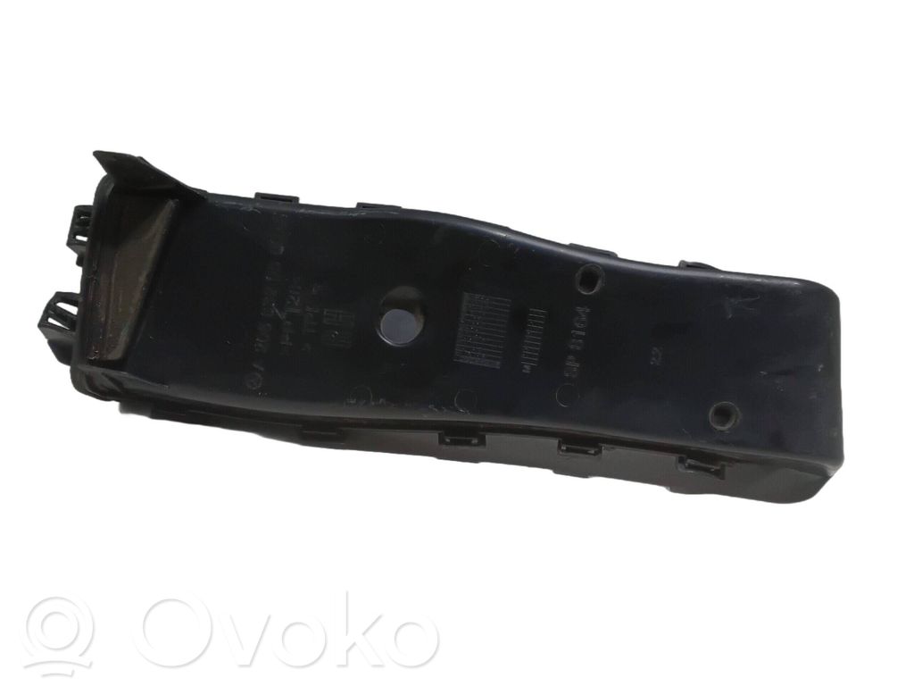 Mercedes-Benz C W205 Dash center air vent grill 