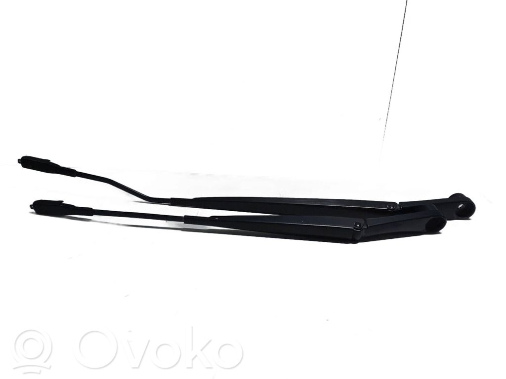Hyundai i20 (BC3 BI3) Bras d'essuie-glace avant 