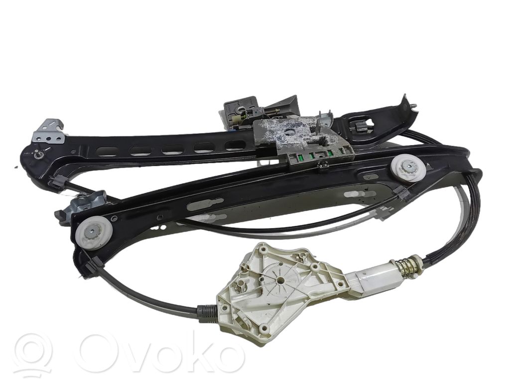 Mercedes-Benz CLS C219 Front door electric window regulator