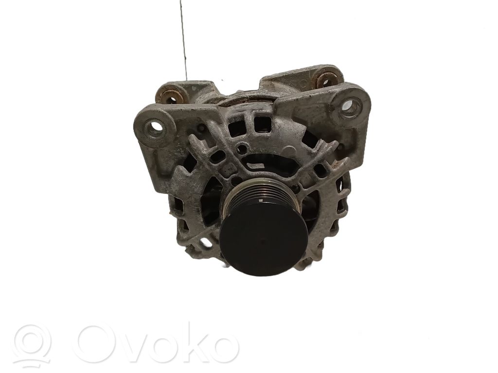 Renault Clio IV Alternador 