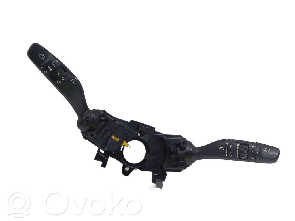 Hyundai i20 (BC3 BI3) Muut kytkimet/nupit/vaihtimet 
