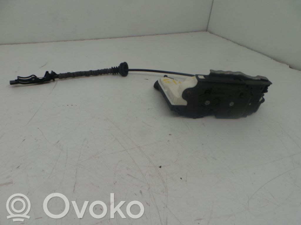 Volkswagen Golf VII Rear door lock 