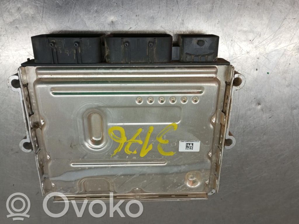 Nissan Qashqai Engine control unit/module 
