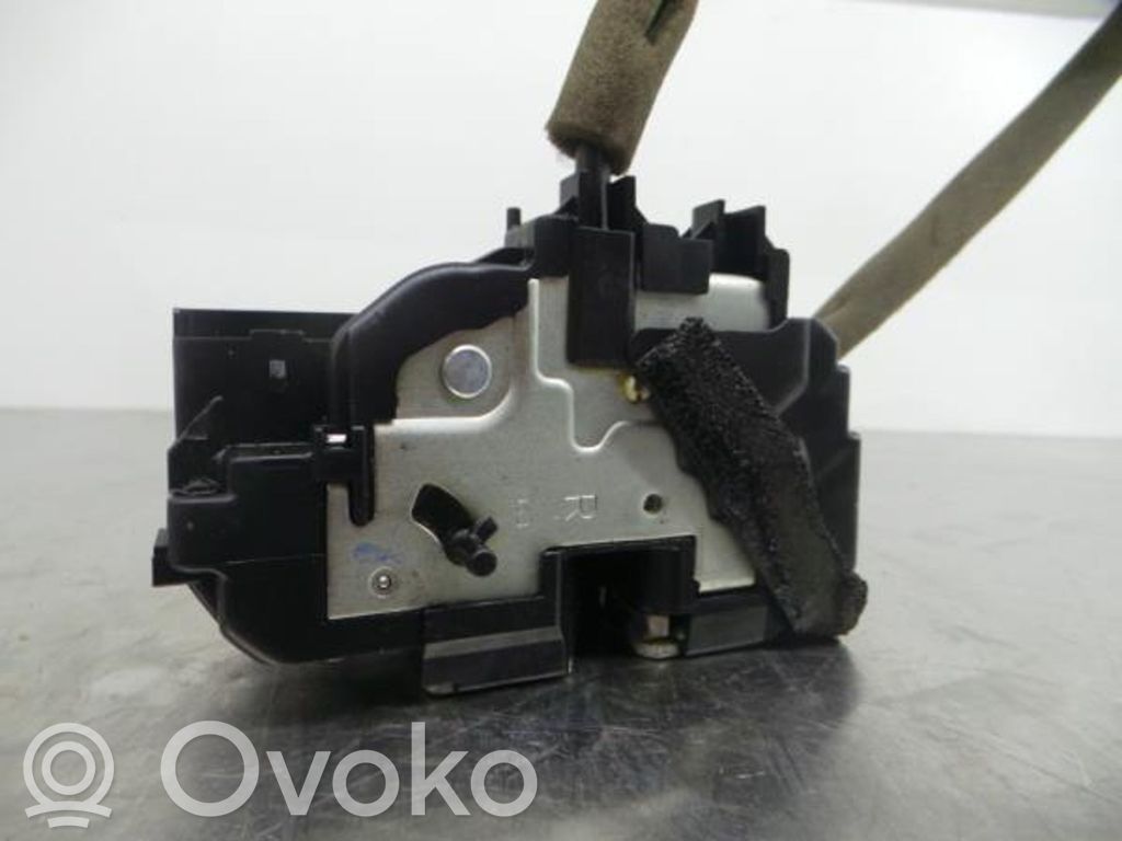 Rear door lock   J02CRRC,3PINOS