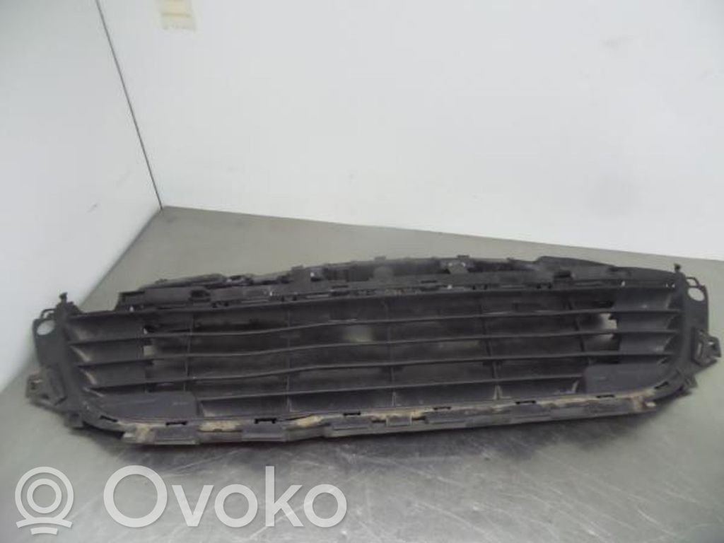 Front grill   9687749080,102344015