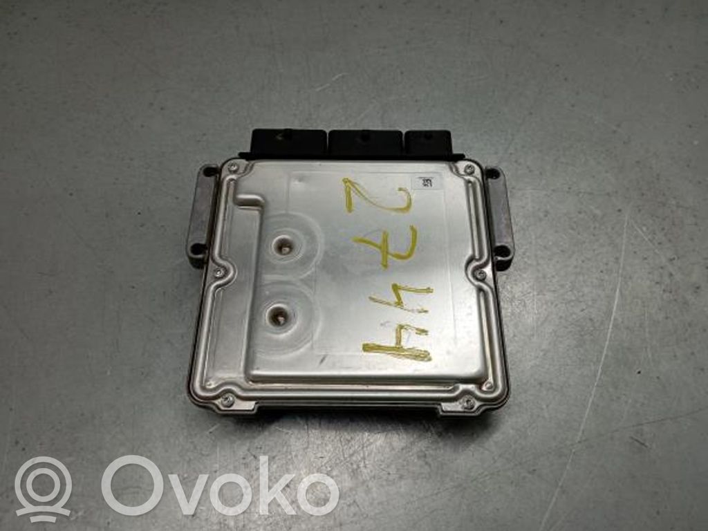 Renault Captur Engine control unit/module 