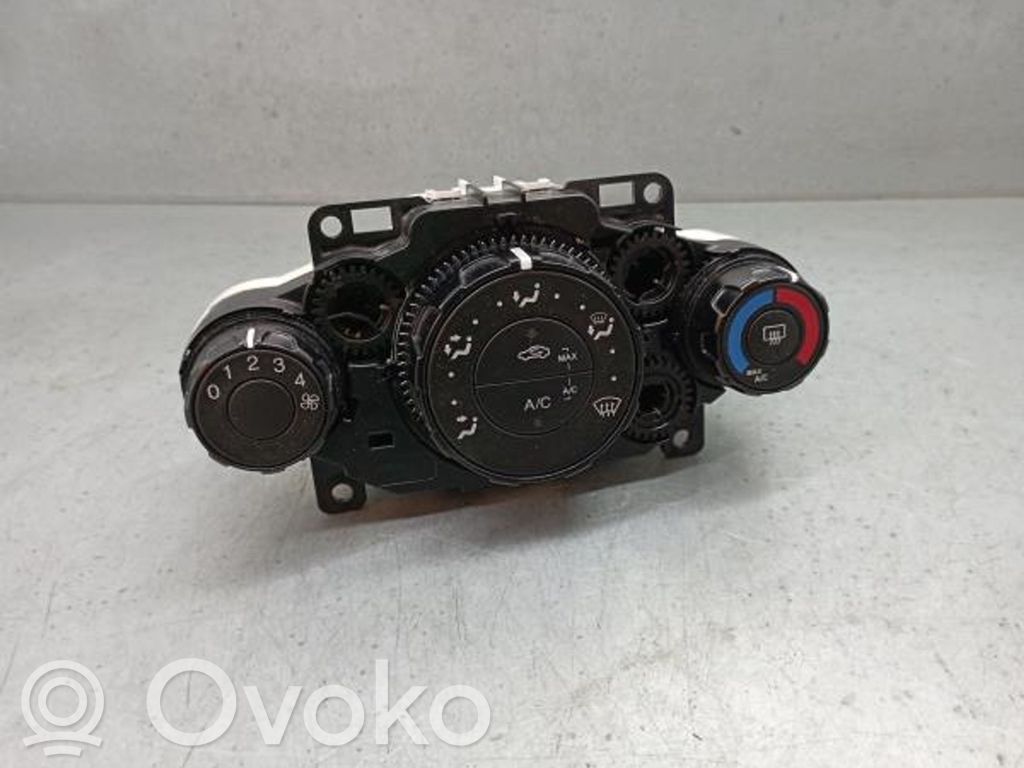 Ford Fiesta Climate control unit 