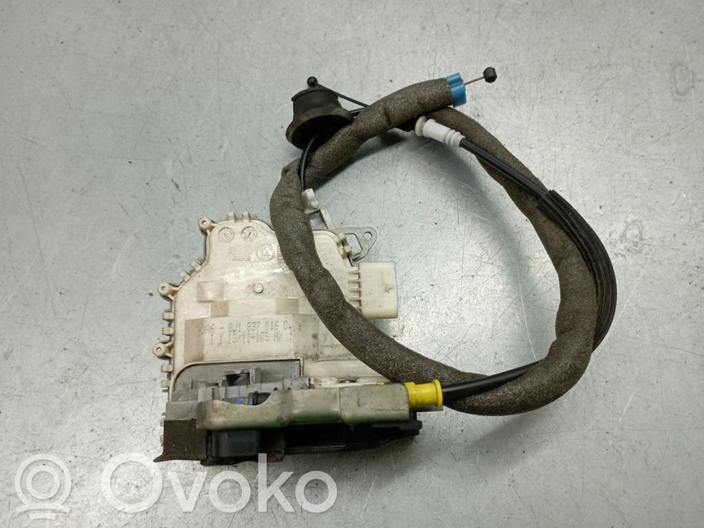 Priekinė durų spyna   8J1837016C,6PINOS
