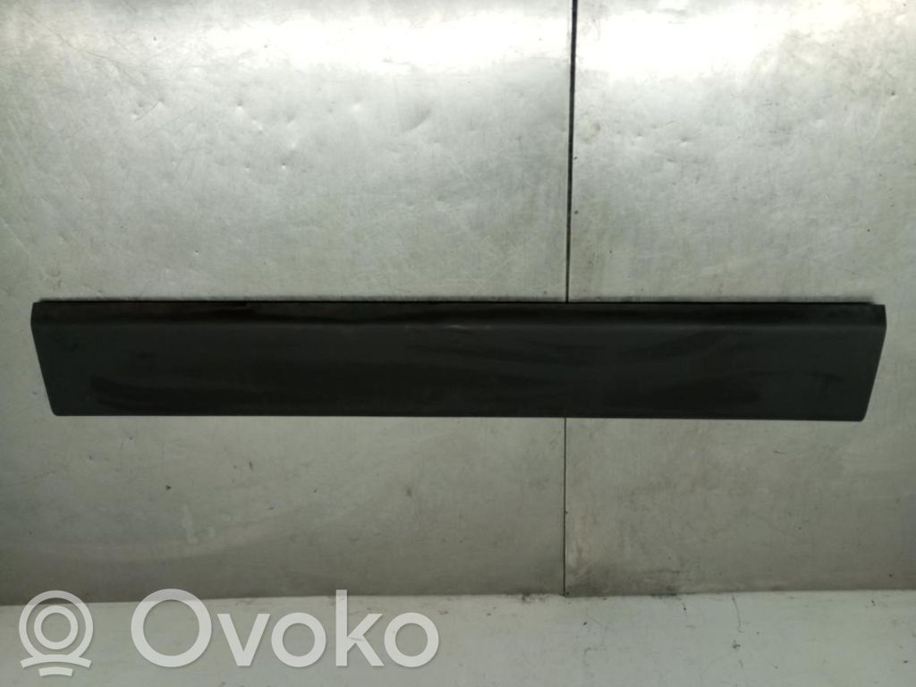 Aizmugurējā arka   828210159R,828211696R