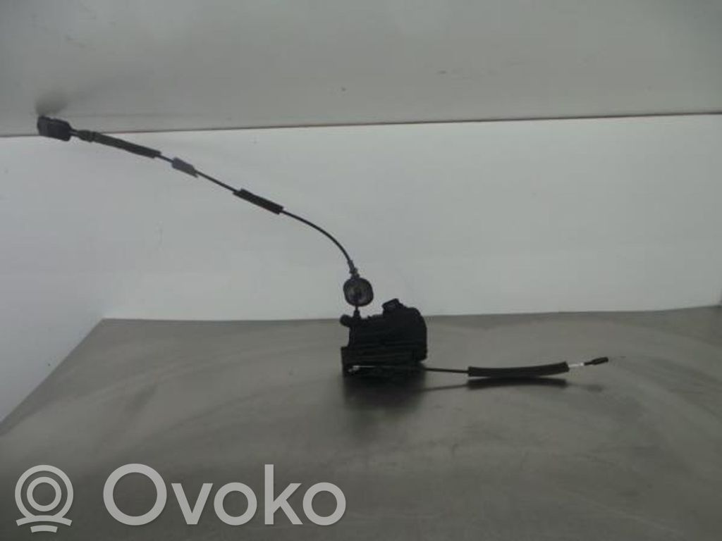Rear door lock   805034742R,40717224