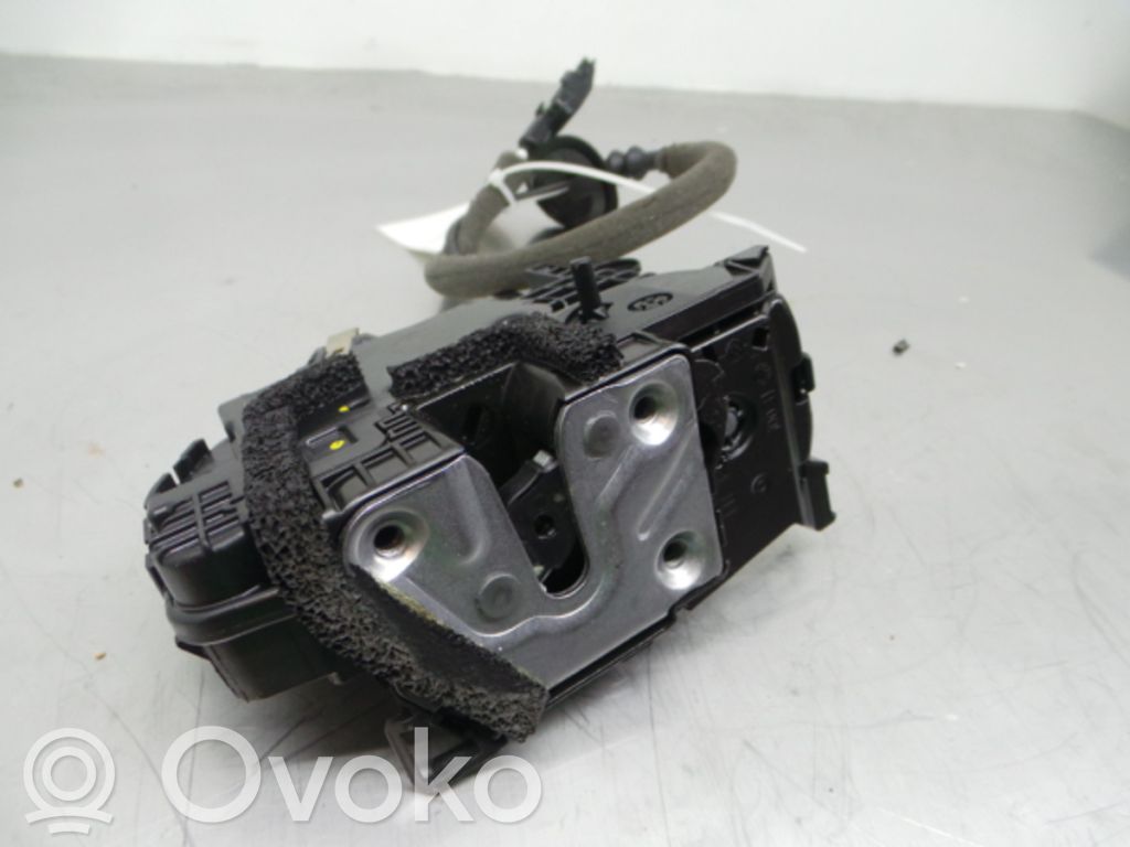 Rear door lock   805034742R,40717224,4PINOS