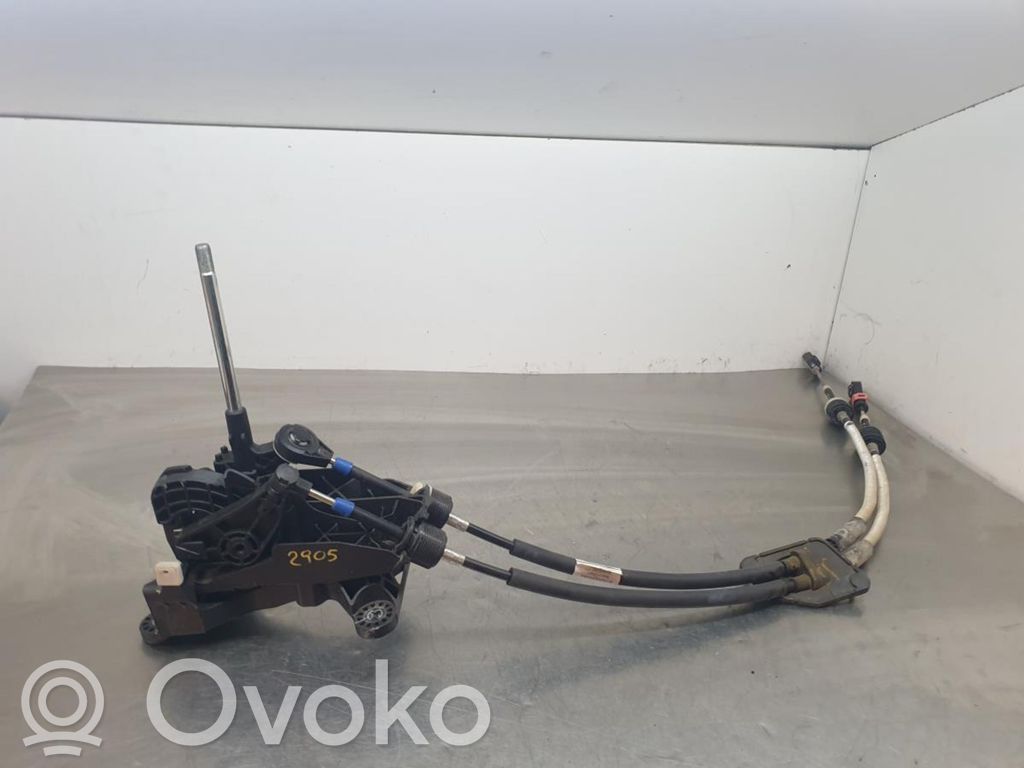 Ford Fiesta Lewarek zmiany biegów / dolny 