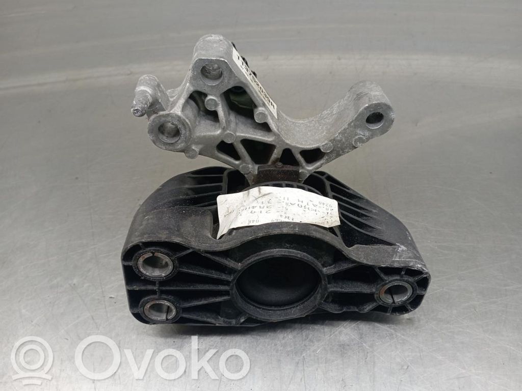 Engine mount bracket   112846249R,112100024R,113752039R