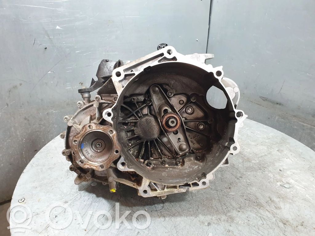 Volkswagen Golf VII Cutie viteze manuală cu 5 trepte 