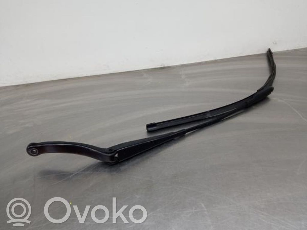 Front wiper blade arm   13284136,4717