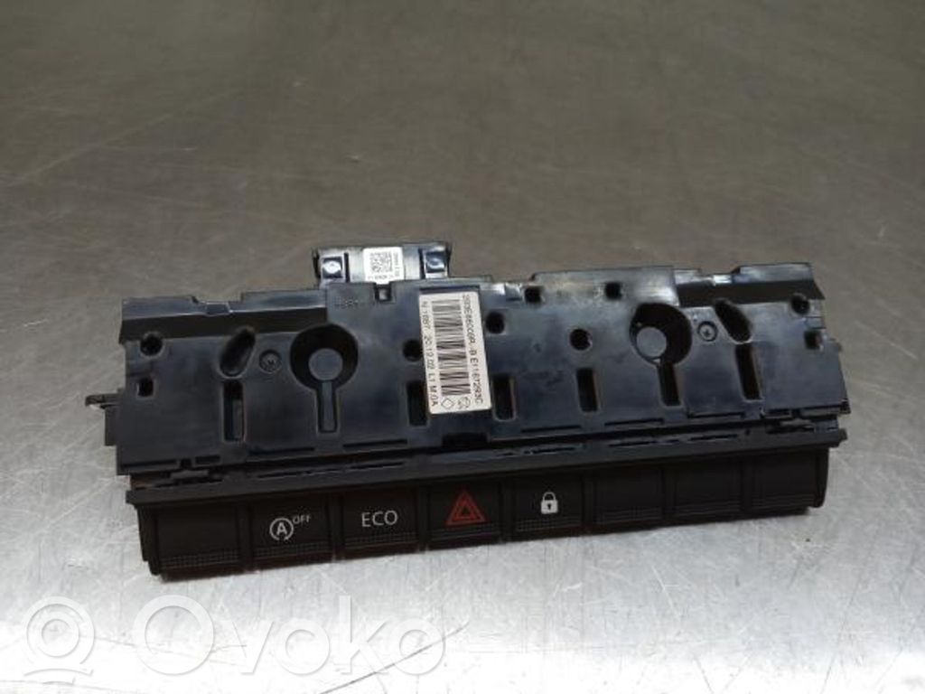 Hazard light switch   283E86009R,E1167293C