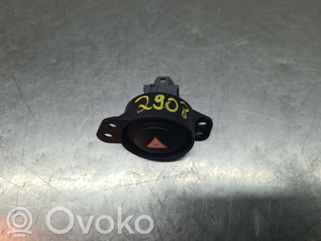 Hazard light switch   15B424,6192K87