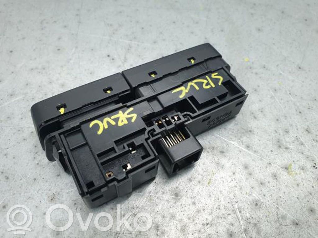 Hazard light switch   CZ6056L61A