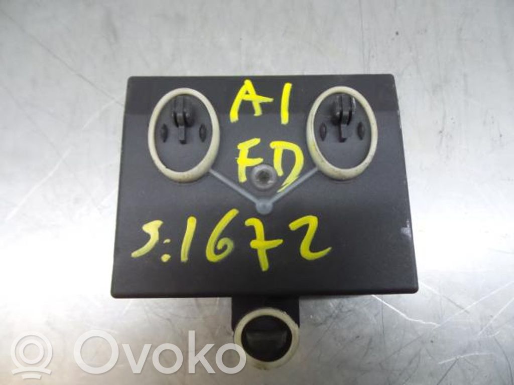 Door control unit/module   8X0959792K