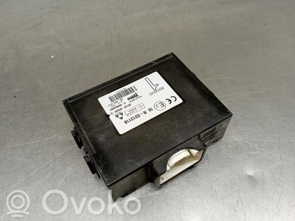 Toyota Aygo AB40 Oven ohjainlaite/moduuli 