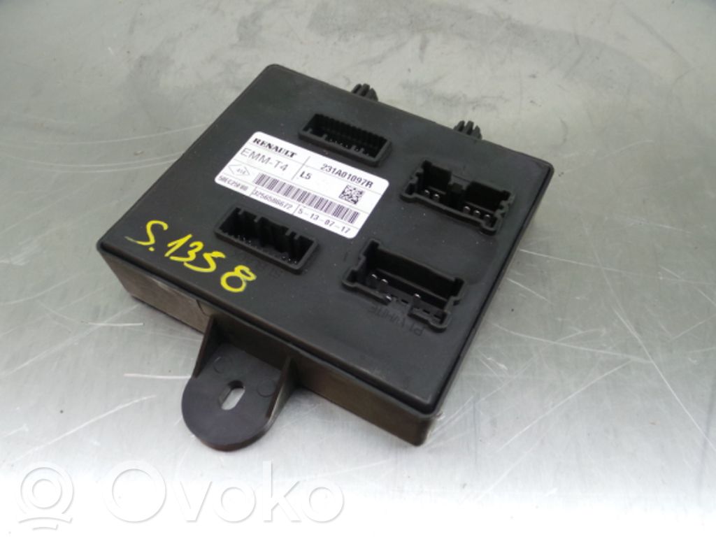 Renault Clio IV Comfort/convenience module 