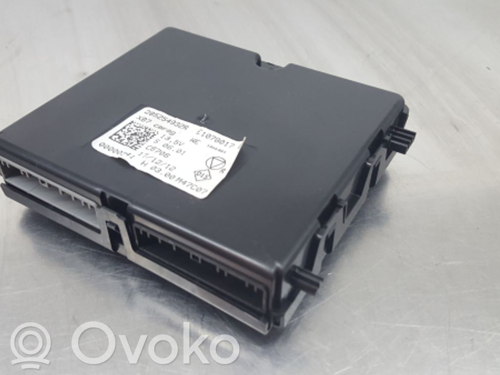 Mukavuusmoduuli   285254932R,1455401,E1078017G