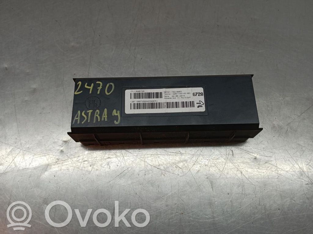 Módulo de confort/conveniencia   13586728,90151742