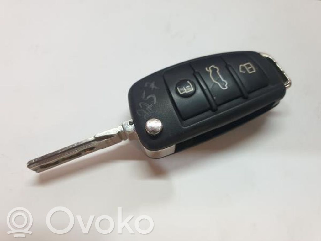 Virta-avain/kortti   8V0837220,2012DJ1997,5FA010780