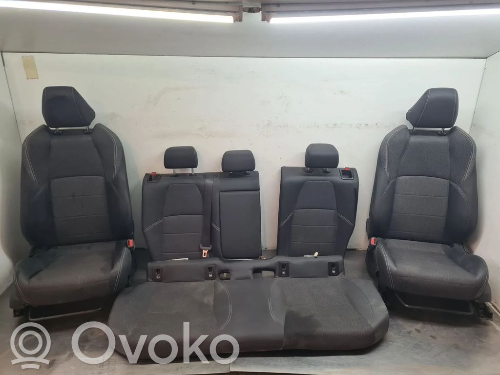 Seat set