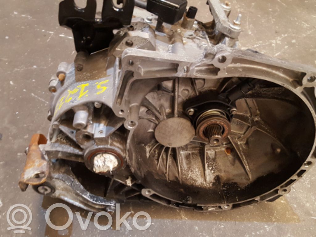 Ford Focus Manualna 5-biegowa skrzynia biegów 